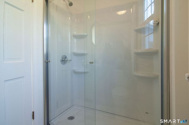 313 Bradley Corners Road, Madison, CT 06443