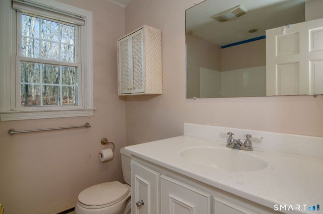 313 Bradley Corners Road, Madison, CT 06443