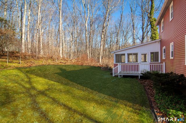 313 Bradley Corners Road, Madison, CT 06443