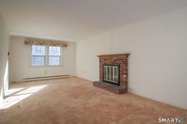 313 Bradley Corners Road, Madison, CT 06443