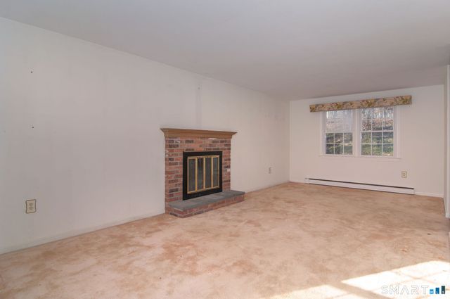 313 Bradley Corners Road, Madison, CT 06443