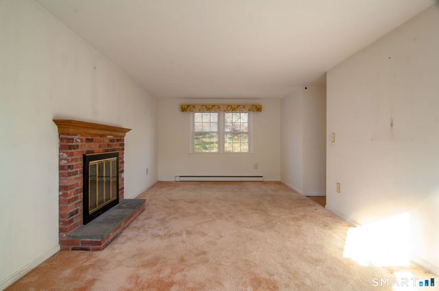 313 Bradley Corners Road, Madison, CT 06443