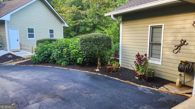 299 Celestial Circle, Clayton, GA 30525