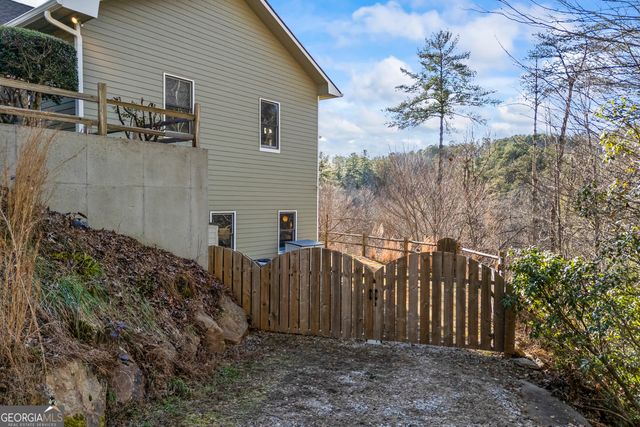 299 Celestial Circle, Clayton, GA 30525