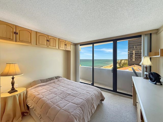 4200 N Ocean Drive 1-902, Singer Island, FL 33404