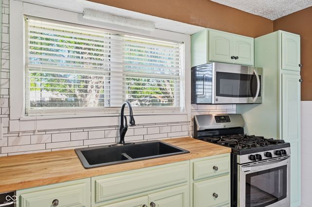 3309 N Reserve Street, Muncie, IN 47304