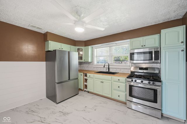 3309 N Reserve Street, Muncie, IN 47304