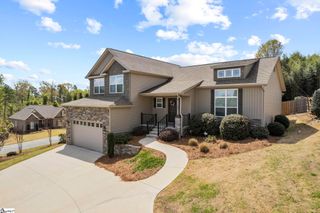 405 Cane Bluff Cove, Moore, SC 29369