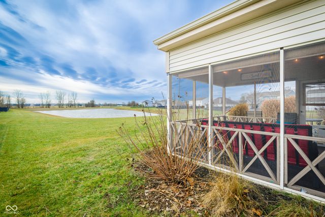 1647 Gross Point Pass, Brownsburg, IN 46112