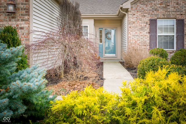 1647 Gross Point Pass, Brownsburg, IN 46112