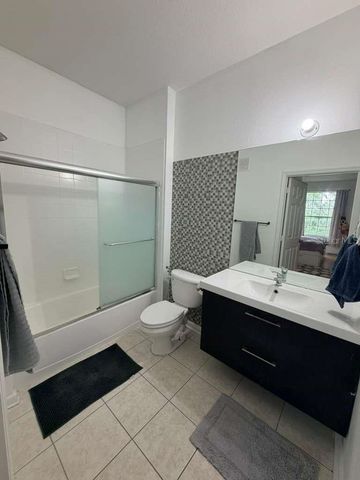 6214 STEVENSON DRIVE 303, Orlando, FL 32835