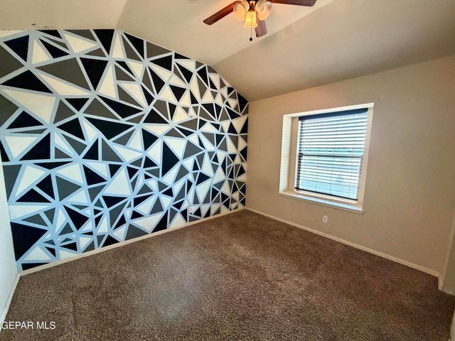106 ALAMITO CREEK Avenue, Clint, TX 79836