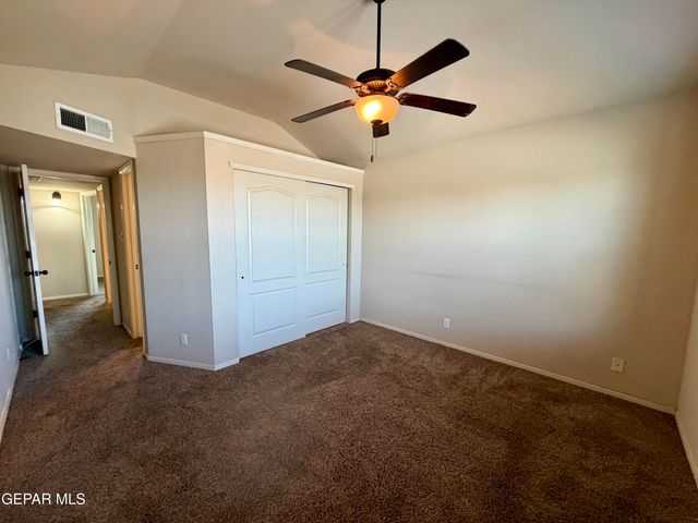 106 ALAMITO CREEK Avenue, Clint, TX 79836