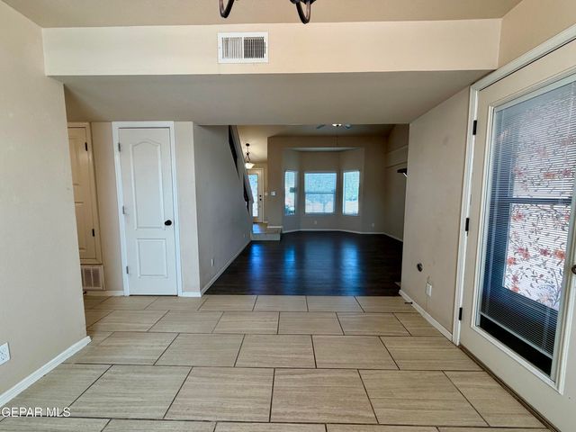 106 ALAMITO CREEK Avenue, Clint, TX 79836