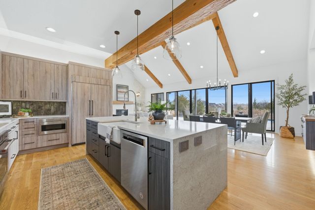 1511 E Bluesage Ct, Andover, KS 67002