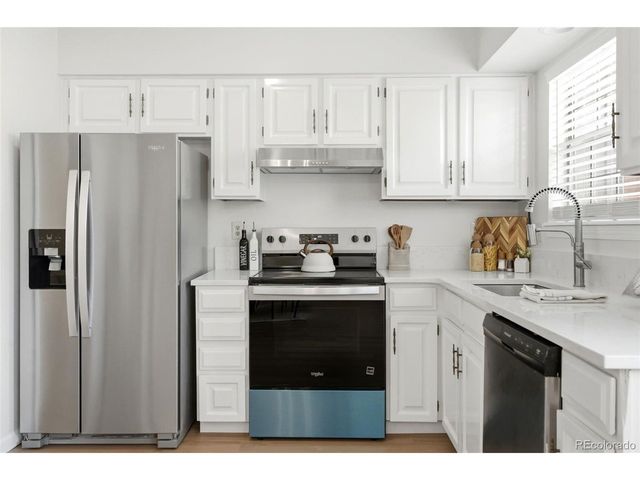 2417 E Geddes Pl, Centennial, CO 80122