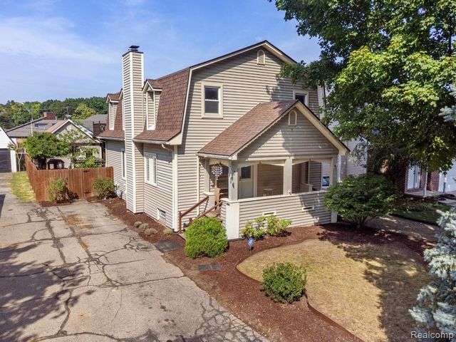 9721 Horton Street, Livonia, MI 48150