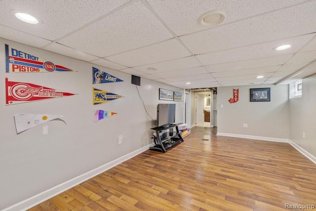 9721 Horton Street, Livonia, MI 48150
