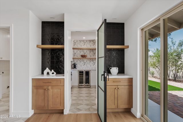 14018 N 48TH Place, Scottsdale, AZ 85254