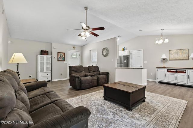 17080 MCINTOSH Road, Hilliard, FL 32046