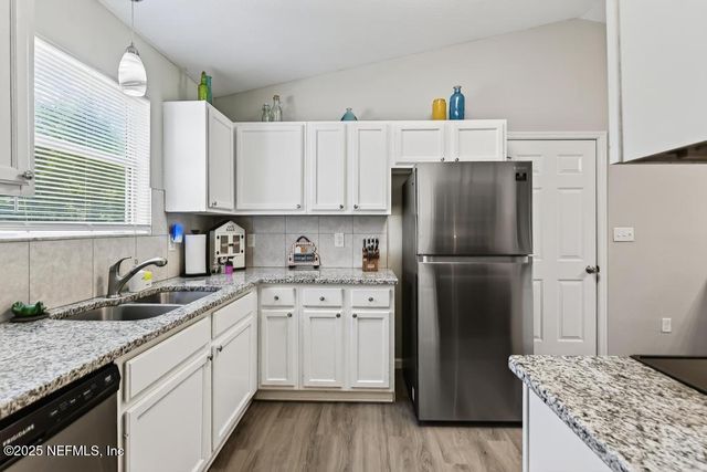 17080 MCINTOSH Road, Hilliard, FL 32046