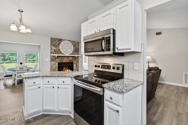 17080 MCINTOSH Road, Hilliard, FL 32046
