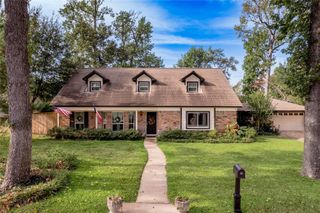 220 Elmwood Street, Huntsville, TX 77320