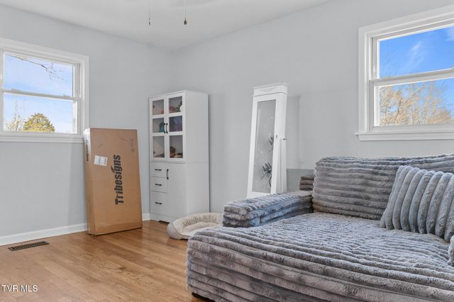 525 Terry Drive, Bristol, VA 24201