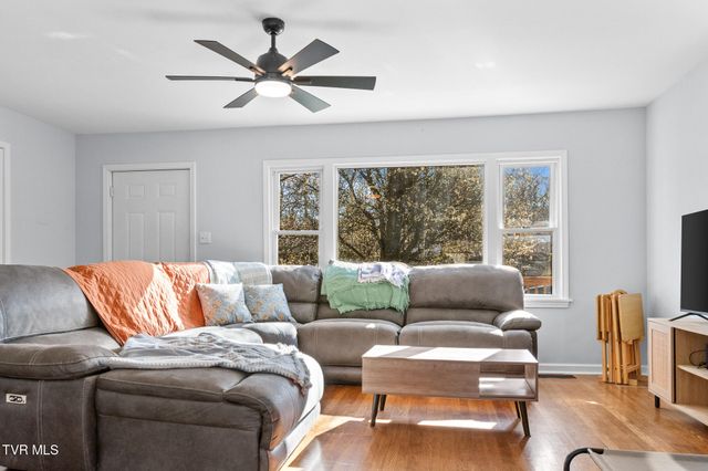 525 Terry Drive, Bristol, VA 24201