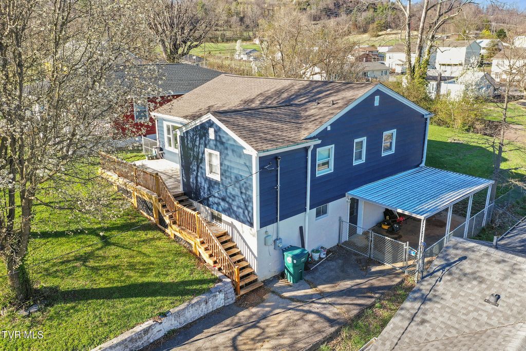 525 Terry Drive, Bristol, VA 24201