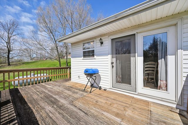 16 Blanche Avenue, Williamstown, KY 41097