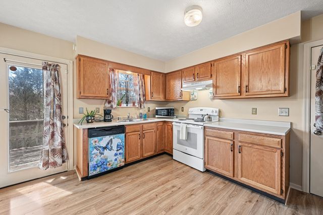 16 Blanche Avenue, Williamstown, KY 41097