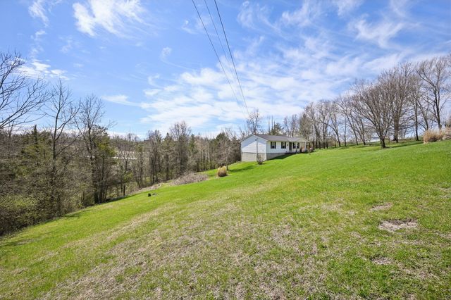 16 Blanche Avenue, Williamstown, KY 41097