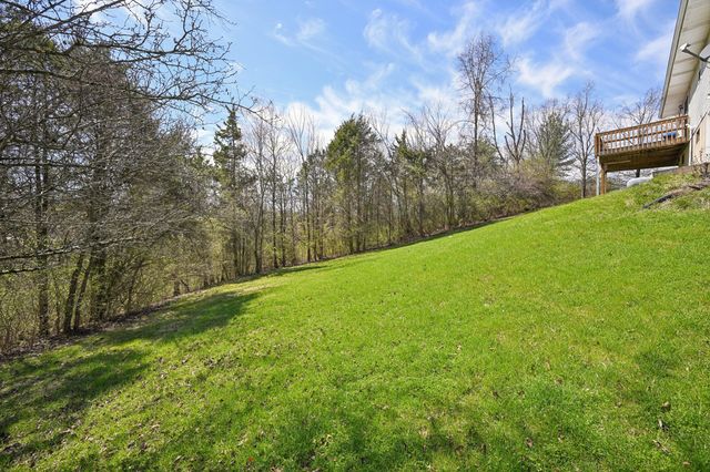 16 Blanche Avenue, Williamstown, KY 41097