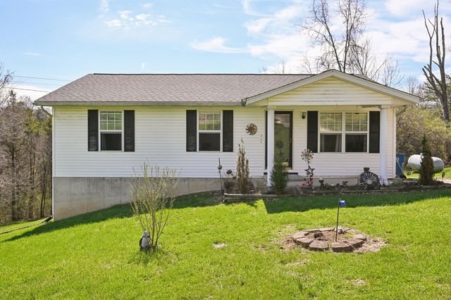16 Blanche Avenue, Williamstown, KY 41097