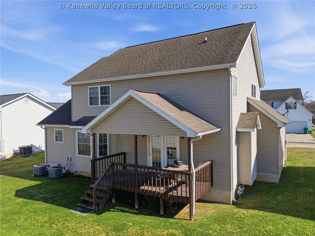 218 Parkstone Drive, Fraziers Bottom, WV 25082