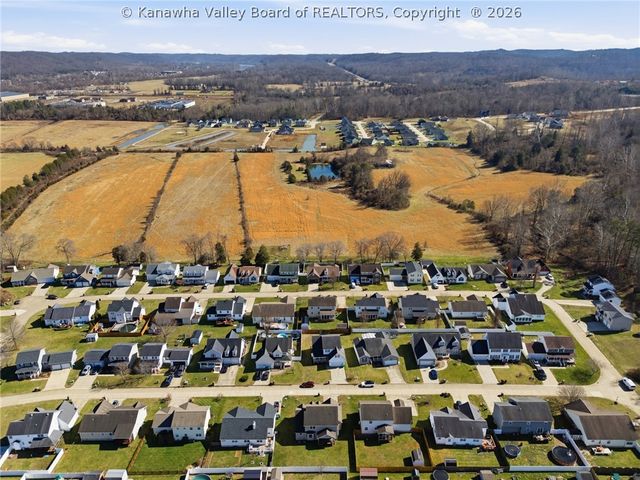 218 Parkstone Drive, Fraziers Bottom, WV 25082