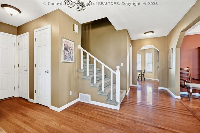 218 Parkstone Drive, Fraziers Bottom, WV 25082