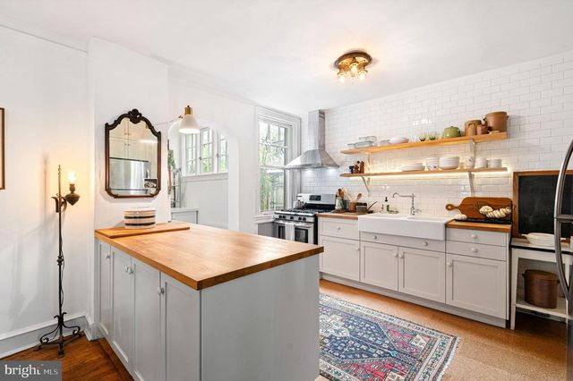30 W QUEEN LN, Philadelphia, PA 19144