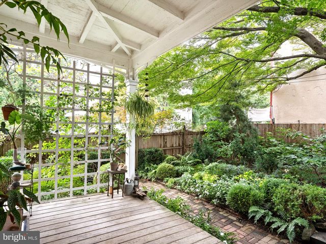 30 W QUEEN LN, Philadelphia, PA 19144