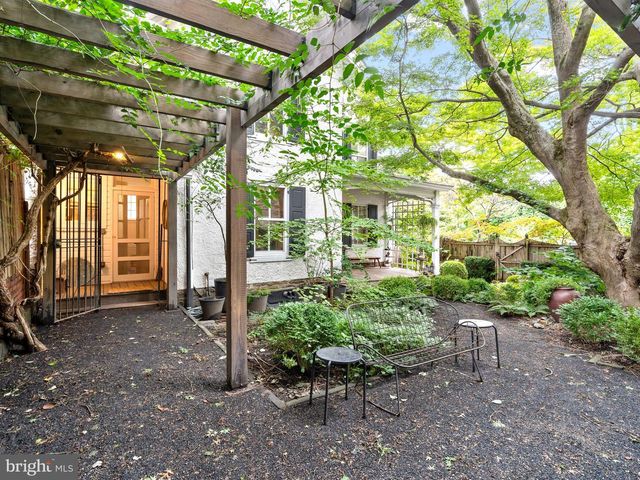 30 W QUEEN LN, Philadelphia, PA 19144