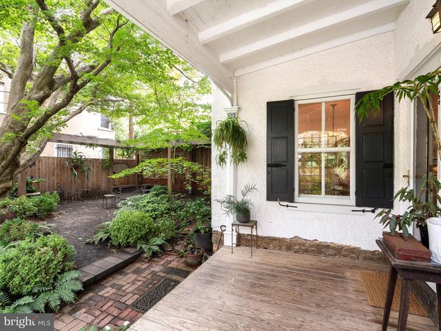 30 W QUEEN LN, Philadelphia, PA 19144