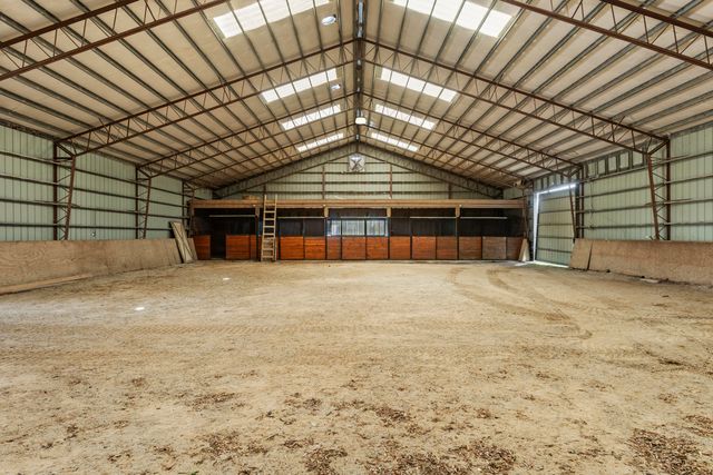 583 College Road, Paris, KY 40361