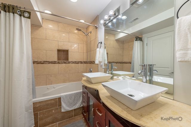 3639 N Troy Street 2, Chicago, IL 60618