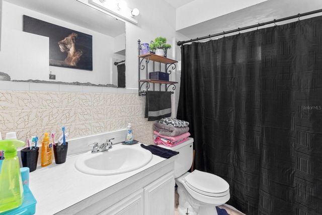 202 OTTER LANE, Apopka, FL 32703