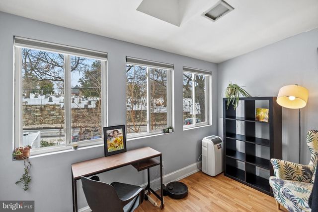 2422 2ND ST NE, Washington, DC 20002