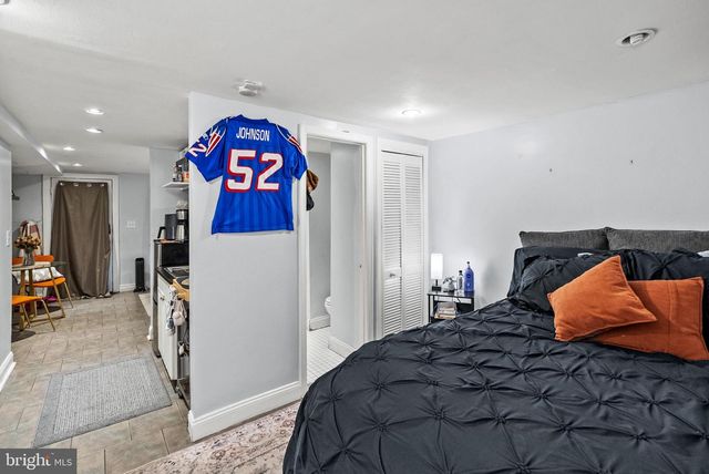 2422 2ND ST NE, Washington, DC 20002