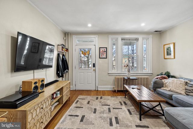 2422 2ND ST NE, Washington, DC 20002