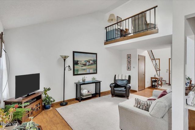 544 Townwood Drive, Guilderland, NY 12203