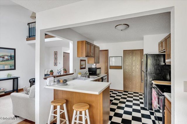 544 Townwood Drive, Guilderland, NY 12203